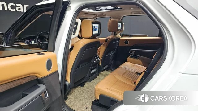 Land Rover Discovery 5 2018 Белый из Кореи, фото 3
