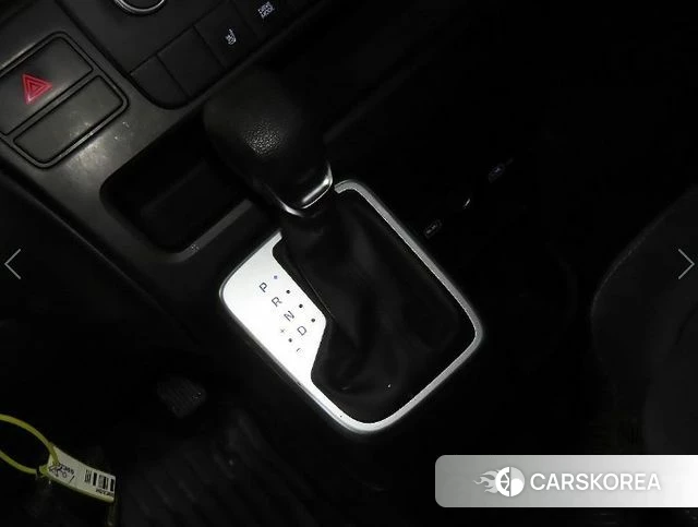 Hyundai Staria 2021 Белый из Кореи, фото 3