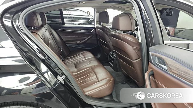 BMW 5 Series (G30) 2019 Черный из Кореи, фото 3