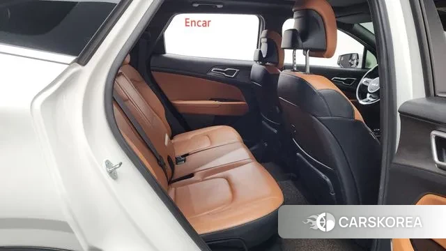 Kia Sportage 5th Generation 2024 Белый из Кореи, фото 3