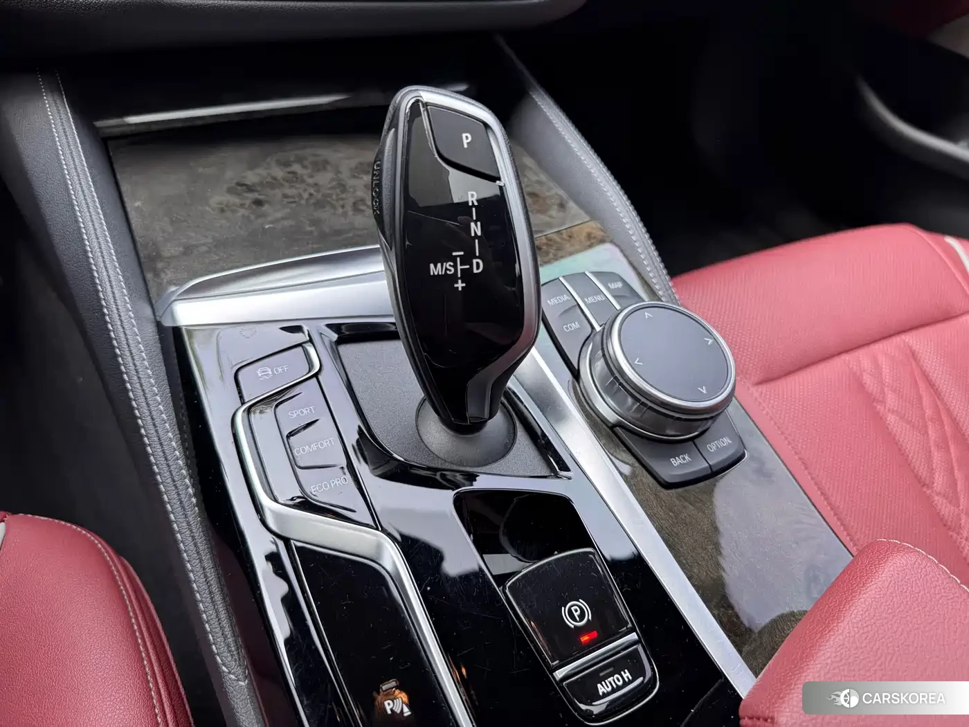 BMW 5 series 2023 Черный из Китая, фото 3