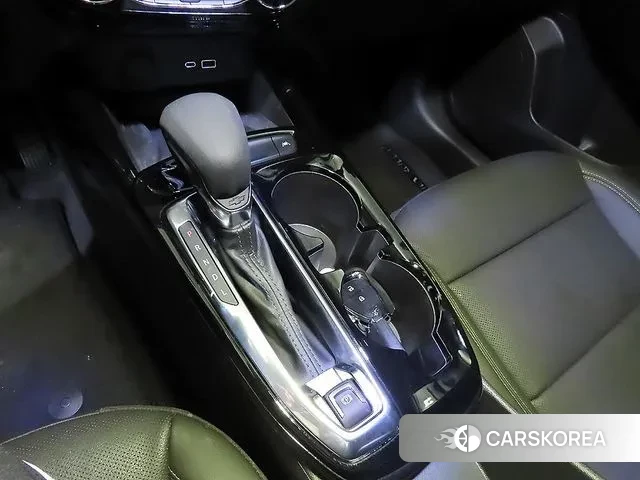 Chevrolet (GM Daewoo) Trax Crossover 2024 Черный из Кореи, фото 3