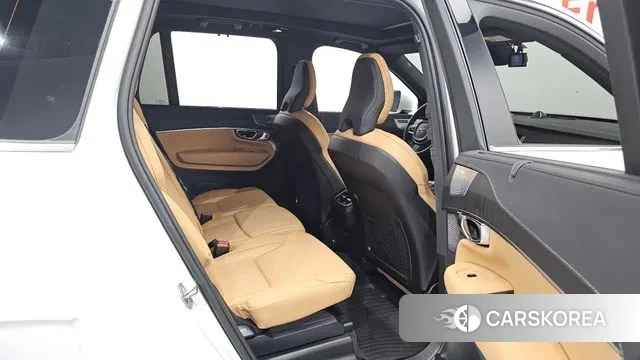 Volvo XC90 second Generation 2023 Белый из Кореи, фото 3