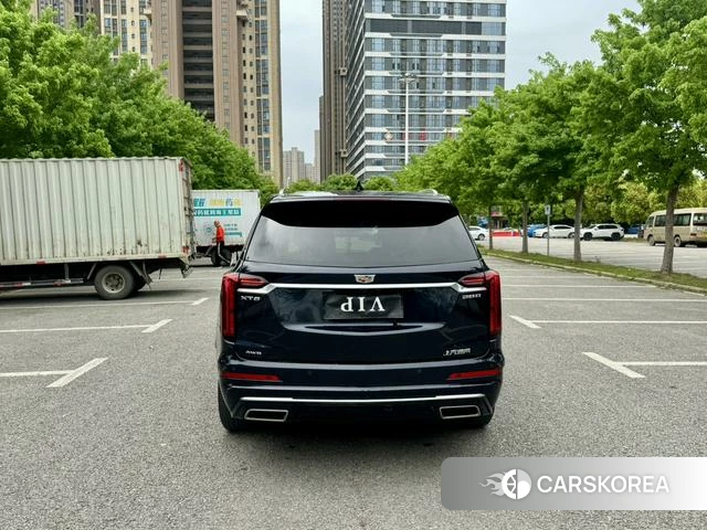 Cadillac XT6 2023 Черный из Китая, фото 3