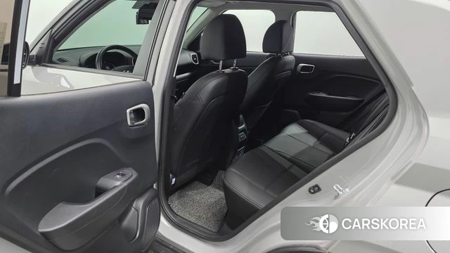 Hyundai Venue 2023 Серый из Кореи, фото 3