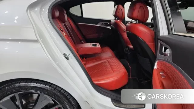 Genesis The New G70 2023 Белый из Кореи, фото 3