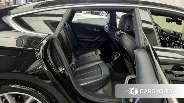 Audi A5 (F5) 2021 Черный из Кореи, фото 3