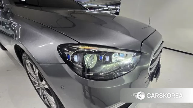 Mercedes-Benz E-Class W213 2022 Серый из Кореи, фото 3