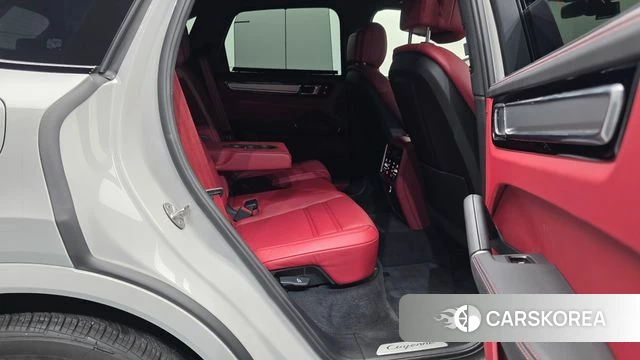 Porsche Cayenne (PO536) 2023 Серебристо-серый из Кореи, фото 3