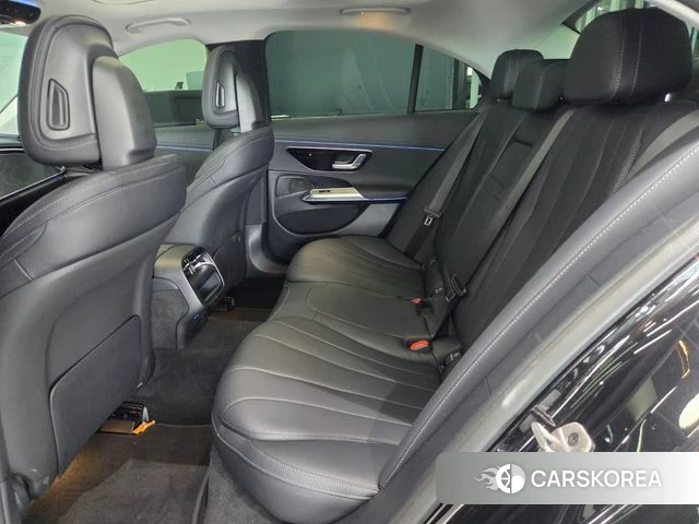 Mercedes-Benz E-Class W214 2025 Черный из Кореи, фото 3