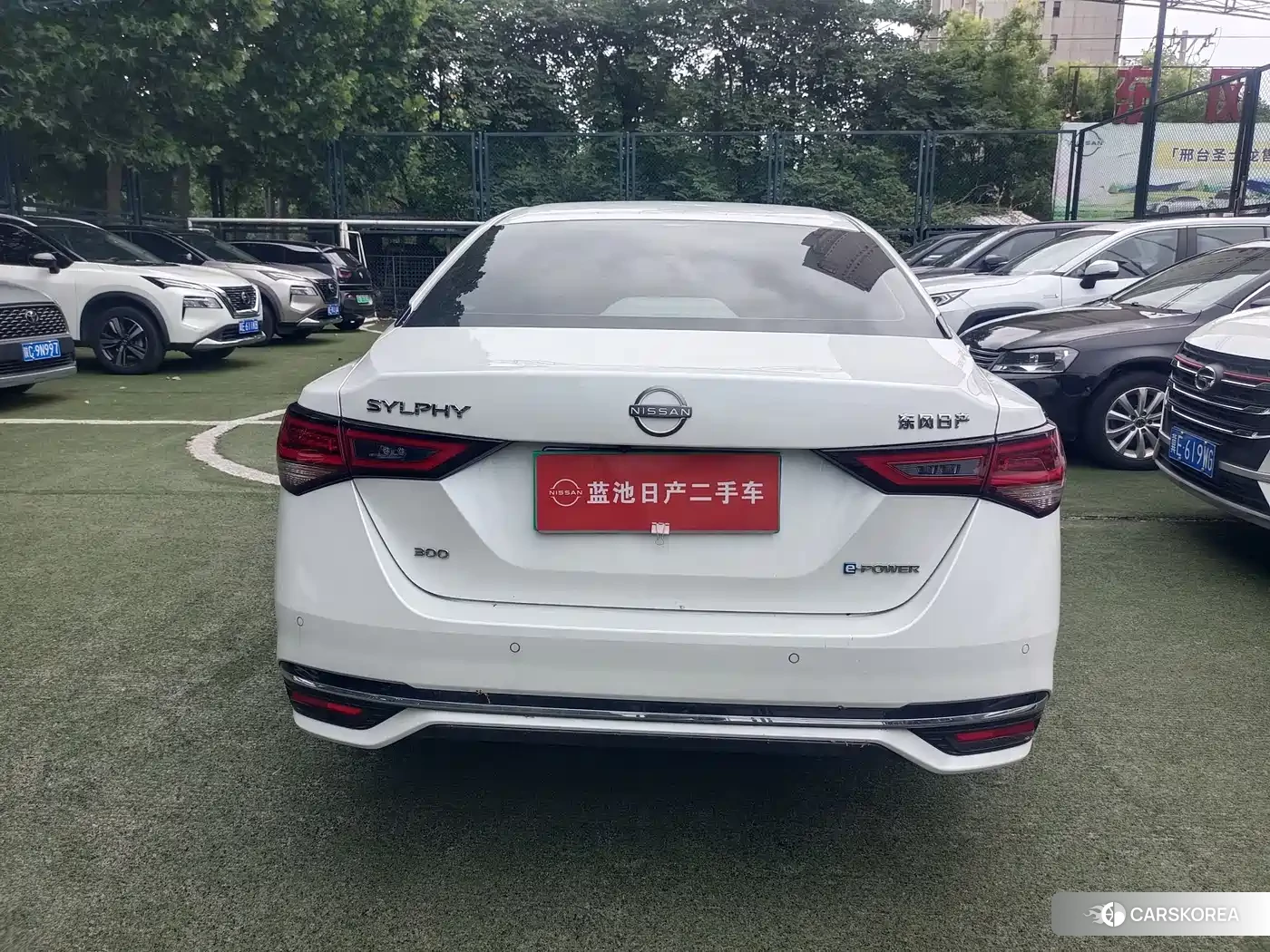 Nissan Sylphy 2023 Белый из Китая, фото 3