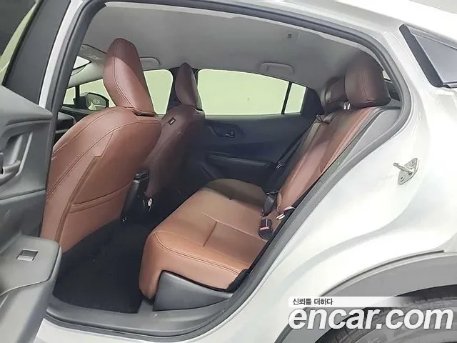 Toyota Prius 5th Generation 2023 Белый из Кореи, фото 3