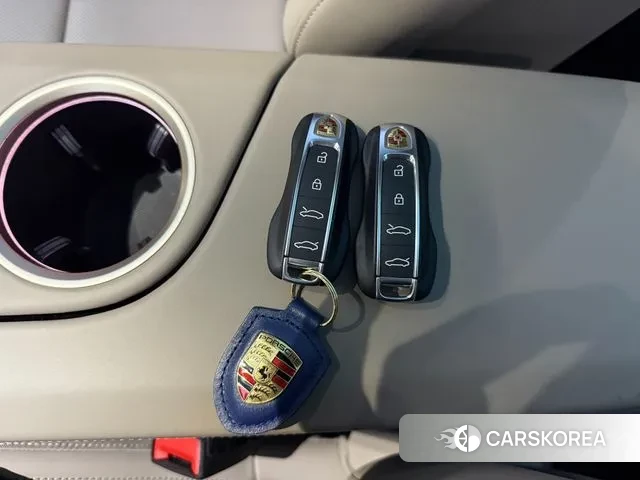 Porsche Taycan 2022 Черный из Кореи, фото 3