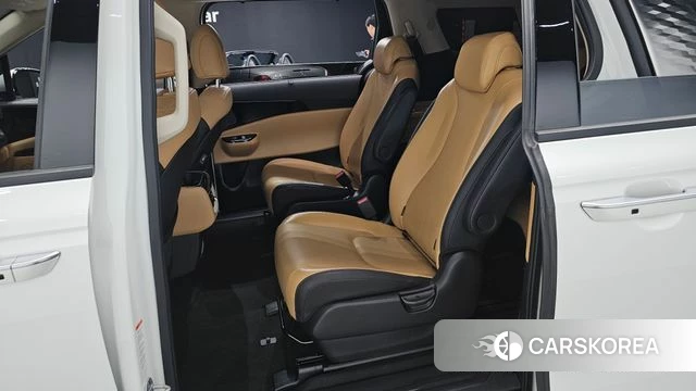 Kia Carnival 4th generation 2023 Белый из Кореи, фото 3