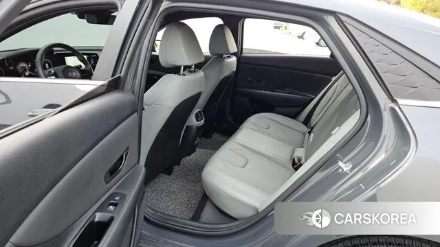 Hyundai The New Avante (CN7) 2023 Серый из Кореи, фото 3