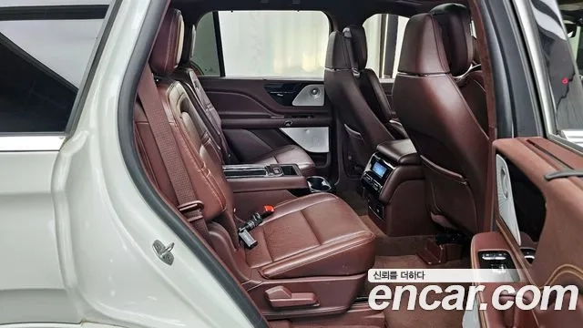 Lincoln Aviator 2nd generation 2021 Белый из Кореи, фото 3