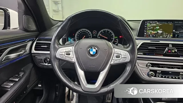 BMW 7 Series (G11) 2018 Белый из Кореи, фото 3