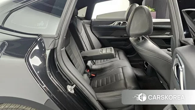 BMW i4 2024 Черный из Кореи, фото 3