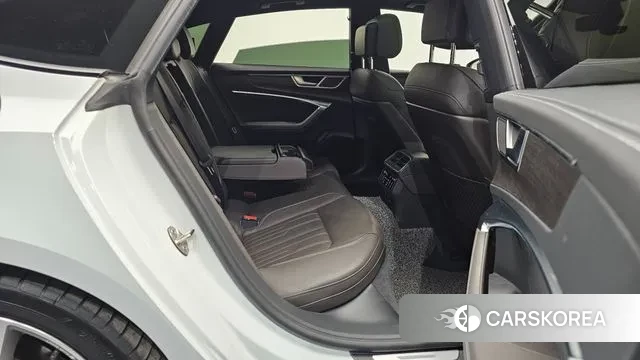 Audi A7 (4K) 2022 Белый из Кореи, фото 3