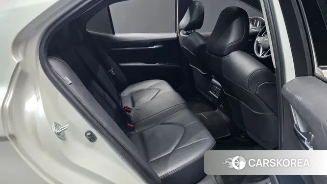 Toyota Camry (XV70) 2019 Белый из Кореи, фото 3