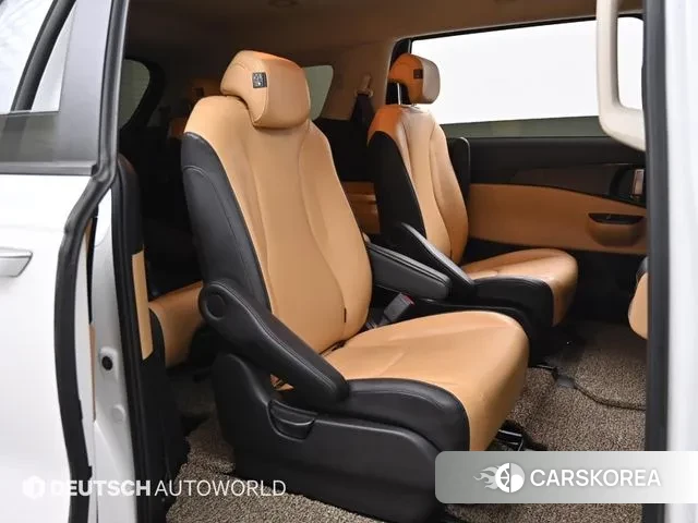 Kia Carnival 4th generation 2021 Белый из Кореи, фото 3