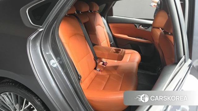Kia The New K3 2nd generation 2023 Серый из Кореи, фото 3