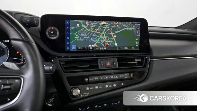 Lexus ES300h 7th generation 2024 Белый из Кореи, фото 3