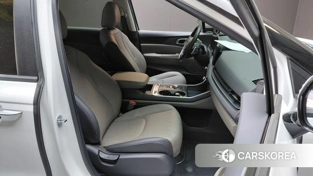 Kia Carnival 4th generation 2023 Белый из Кореи, фото 3