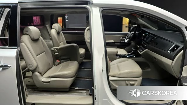 Kia The New Carnival 2018 Белый из Кореи, фото 3