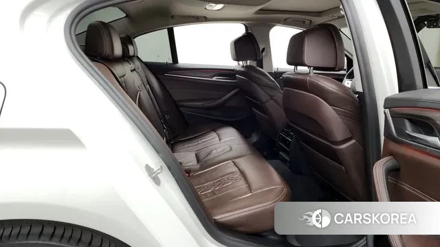 BMW 5 Series (G30) 2020 Белый из Кореи, фото 3