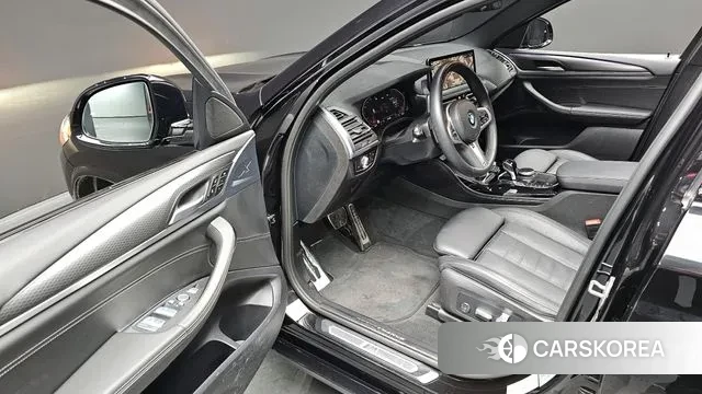 BMW X4 (G02) 2022 Черный из Кореи, фото 3