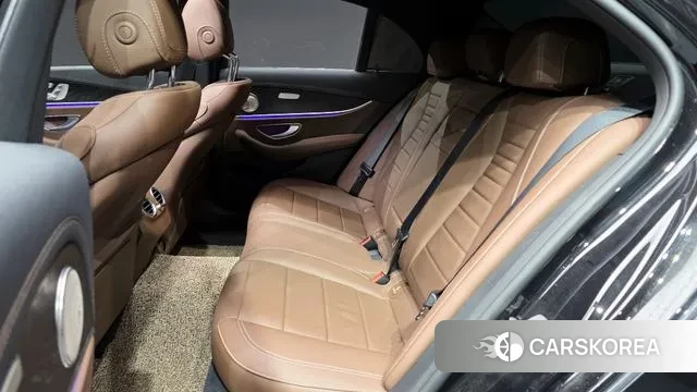 Mercedes-Benz E-Class W213 2022 Черный из Кореи, фото 3