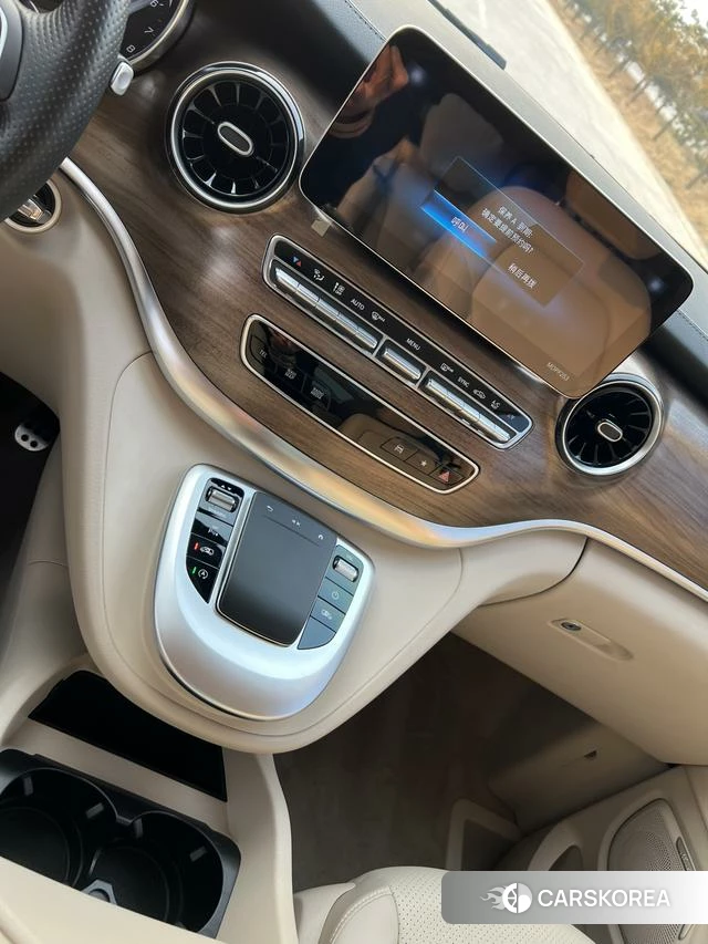 Mercedes-Benz V-class id 3889880 из Китая 3