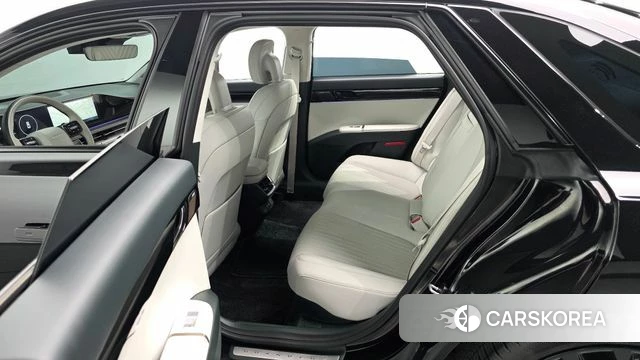 Hyundai Grandeur Hybrid (GN7) 2025 Черный из Кореи, фото 3