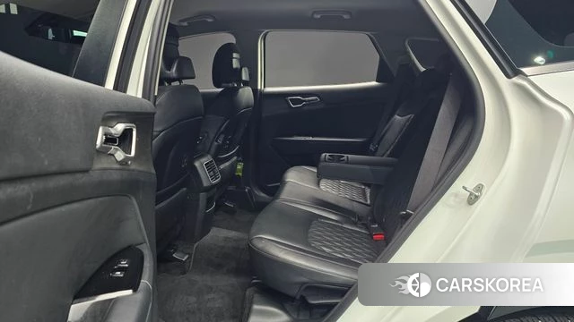 Kia Sportage 5th Generation 2023 Белый из Кореи, фото 3