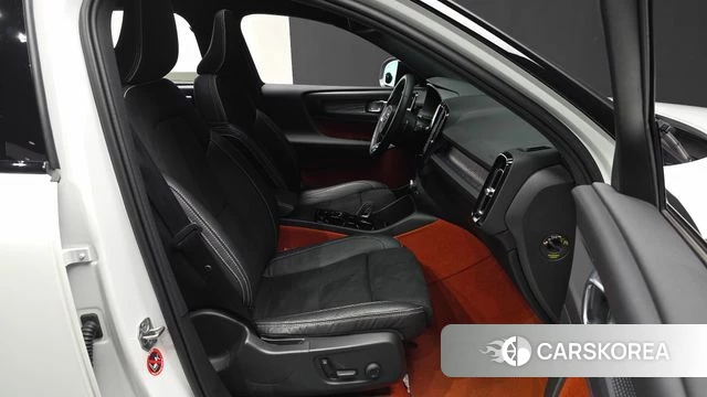 Volvo XC40 2020 Белый из Кореи, фото 3