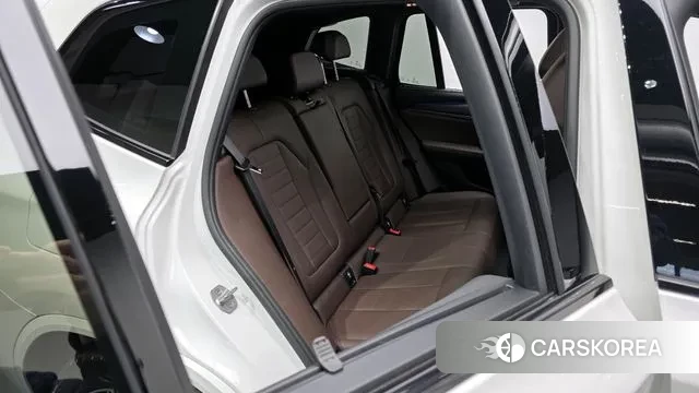 BMW X3 (G01) 2023 Белый из Кореи, фото 3