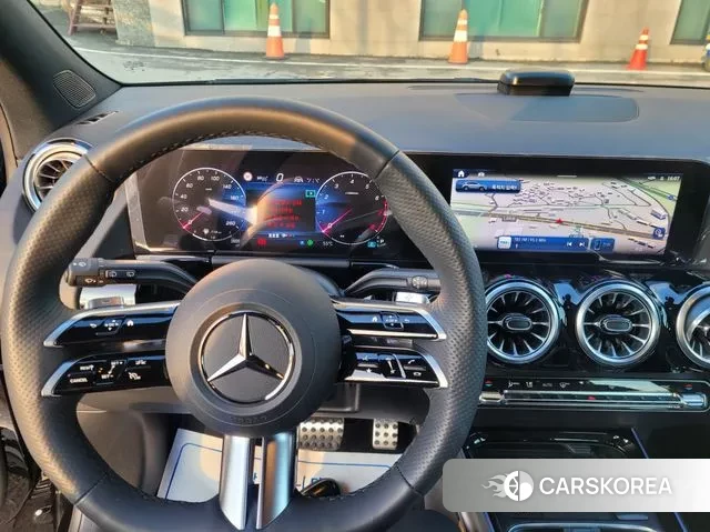 Mercedes-Benz GLA - Class H247 2025 Черный из Кореи, фото 3