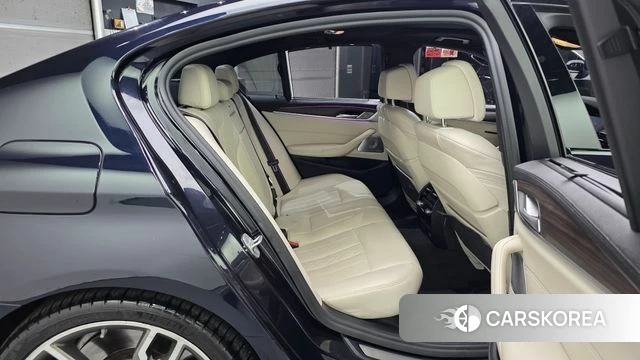 BMW 5 Series (G30) 2020 Черный из Кореи, фото 3