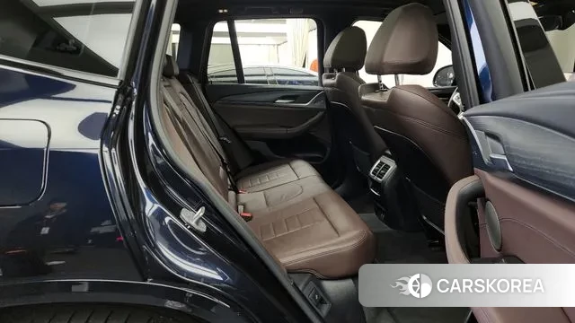 BMW iX3 2023 Черный из Кореи, фото 3