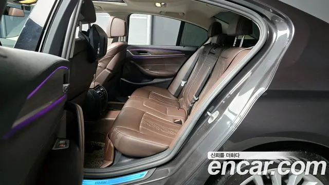 BMW 5 Series (G30) id 2490651 из Кореи 3