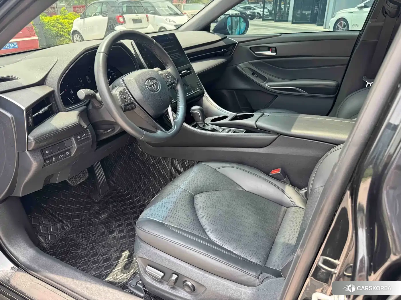 Toyota Avalon 2024 Черный из Китая, фото 3