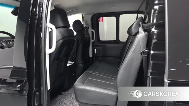 Hyundai Staria 2025 Черный из Кореи, фото 3