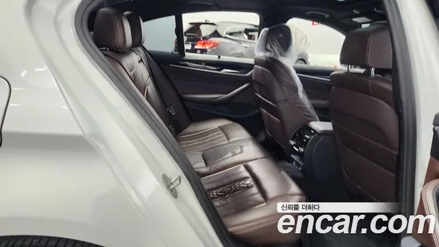 BMW 5 Series (G30) id 2892159 из Кореи 3