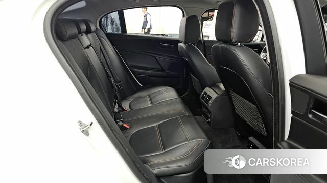Jaguar XE 2018 Белый из Кореи, фото 3