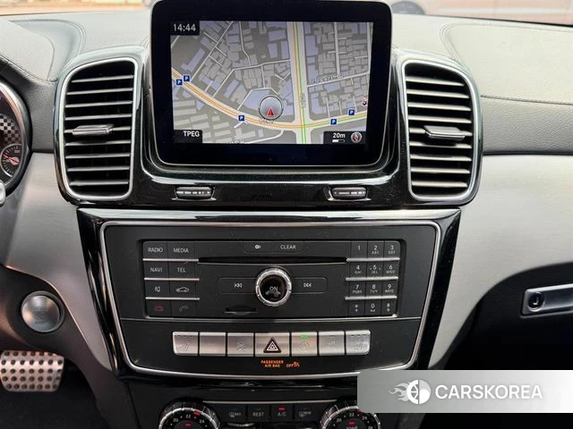 Mercedes-Benz GLE - Class W166 2018 Белый из Кореи, фото 3