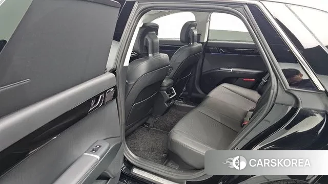 Hyundai Grandeur Hybrid (GN7) 2023 Черный из Кореи, фото 3