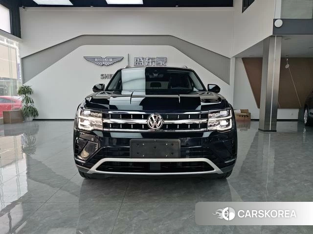 Volkswagen Tourang 2022 Черный из Китая, фото 3