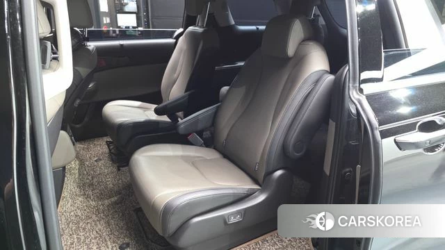 Kia The New Carnival 4th Generation 2023 Черный из Кореи, фото 3