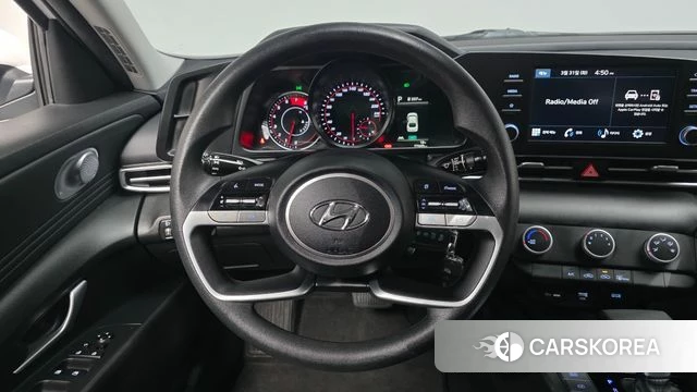 Hyundai Avante (CN7) 2022 Белый из Кореи, фото 3